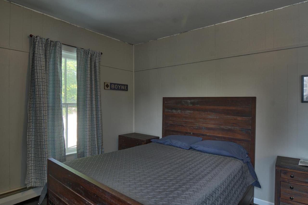 Charlevoix House Bed and Breakfast Buitenkant foto